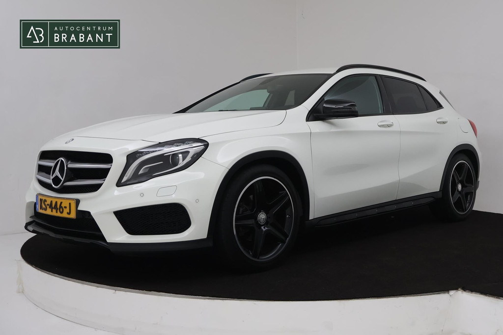 Mercedes-Benz GLA 180 AMG Night Edition Plus (NAVIGATIE, TREKHAAK, PARKEERSENSOREN, AUTOMAAT, GOED ONDERHOUDEN) 42741297-0.jpg | Autocentrum Brabant Breda