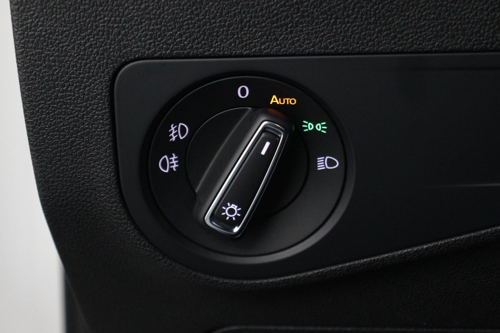 Volkswagen Tiguan 1.5 TSI ACT Highline Business R Automaat (Goed ondH, Navi, PDC, Adaptive, Virtual Cockpit, NL-auto) 42755421-11.jpg | Autocentrum Brabant Breda