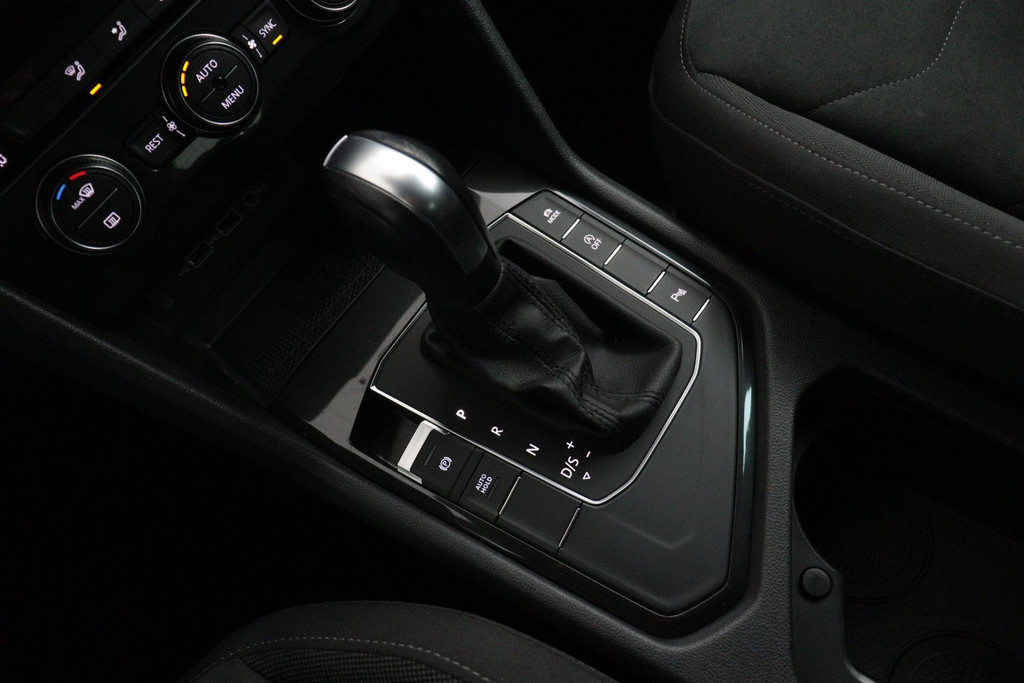 Volkswagen Tiguan 1.5 TSI ACT Highline Business R Automaat (Goed ondH, Navi, PDC, Adaptive, Virtual Cockpit, NL-auto) 42755421-13.jpg | Autocentrum Brabant Breda