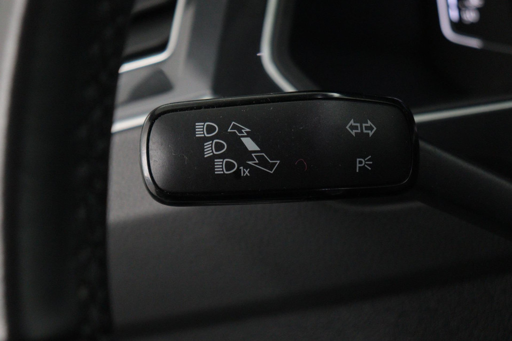 Volkswagen Tiguan 1.5 TSI ACT Highline Business R Automaat (Goed ondH, Navi, PDC, Adaptive, Virtual Cockpit, NL-auto) 42755421-15.jpg | Autocentrum Brabant Breda