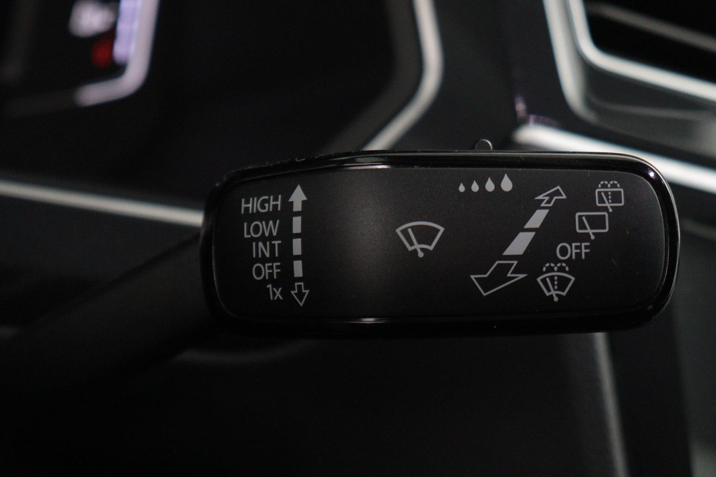 Volkswagen Tiguan 1.5 TSI ACT Highline Business R Automaat (Goed ondH, Navi, PDC, Adaptive, Virtual Cockpit, NL-auto) 42755421-18.jpg | Autocentrum Brabant Breda