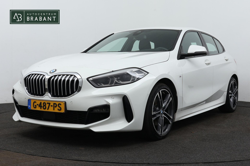 BMW 1-serie 118i Executive Edition M-SPORT (1e Eig, NL-auto, Dealer OndH, Carplay/ Android, Navi-groot, PDC V+A, Cruise Contr Etc) 42760608-0.jpg | Autocentrum Brabant Breda