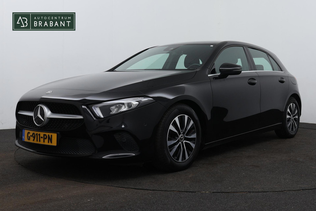 Mercedes-Benz A-Klasse 180 Business Solution Automaat (NAVIGATIE, STOELVERWARMING, CAMERA, PDC, 1e EIGENAAR, GOED ONDERHOUDEN) 42856950-0.jpg | Autocentrum Brabant Breda