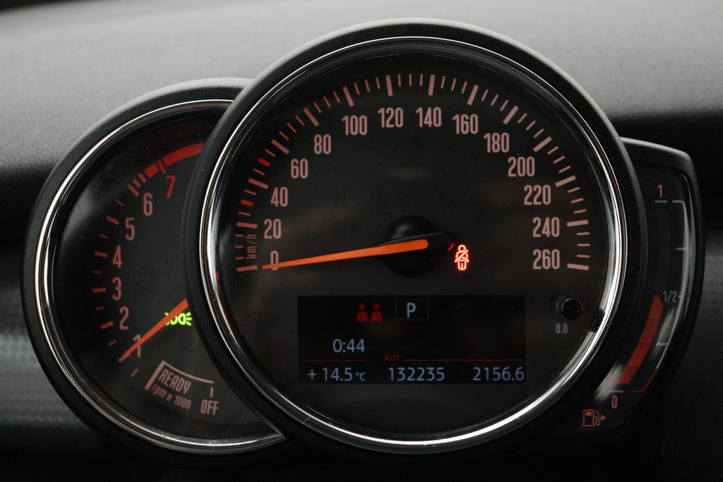 43760670-17.jpg