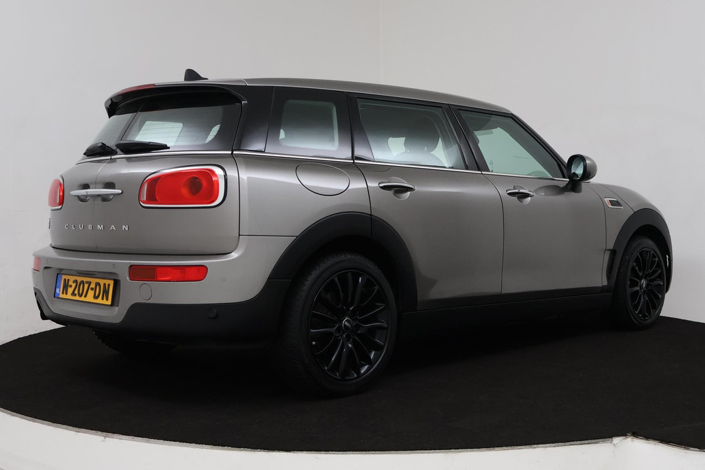 MINI Clubman 1.5 One Chili Automaat (NAVIGATIE, PARKEERSENSOREN, STOELV, CLIMATE CONTROL, GOED ONDERHOUDEN) 44165755-12.jpg | Autocentrum Brabant Breda
