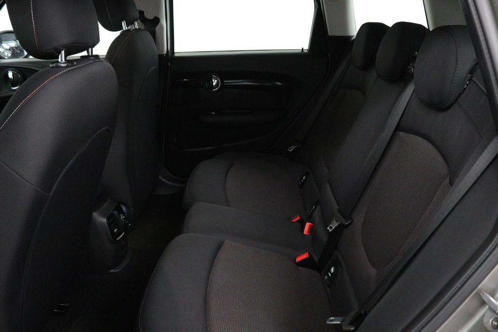 MINI Clubman 1.5 One Chili Automaat (NAVIGATIE, PARKEERSENSOREN, STOELV, CLIMATE CONTROL, GOED ONDERHOUDEN) 44165755-22.jpg | Autocentrum Brabant Breda