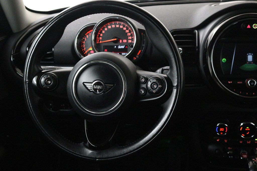 MINI Clubman 1.5 One Chili Automaat (NAVIGATIE, PARKEERSENSOREN, STOELV, CLIMATE CONTROL, GOED ONDERHOUDEN) 44165755-3.jpg | Autocentrum Brabant Breda
