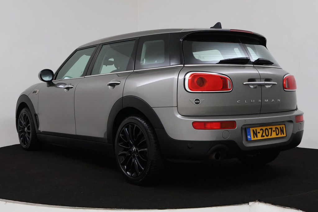 MINI Clubman 1.5 One Chili Automaat (NAVIGATIE, PARKEERSENSOREN, STOELV, CLIMATE CONTROL, GOED ONDERHOUDEN) 44165755-4.jpg | Autocentrum Brabant Breda
