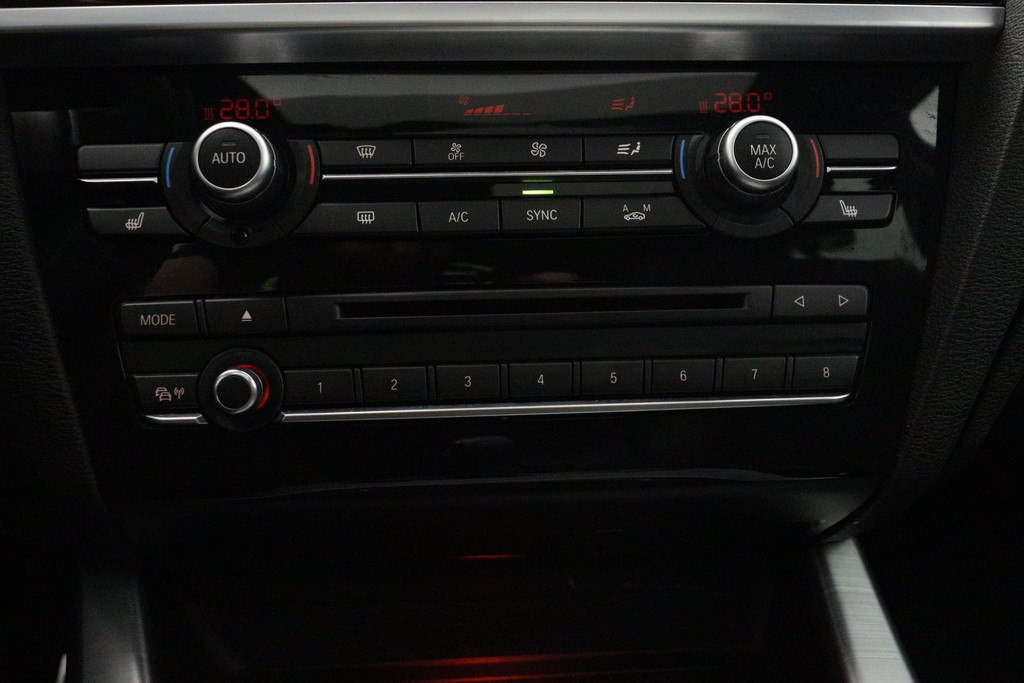 BMW X3 XDrive30d High Executive M-sport (Goed OnderH, Panorama, Stoelv, Parkeersensoren, Navi, Etc) 44259749-13.jpg | Autocentrum Brabant Breda