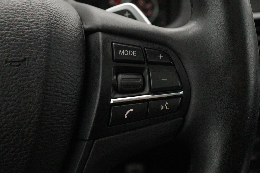 BMW X3 XDrive30d High Executive M-sport (Goed OnderH, Panorama, Stoelv, Parkeersensoren, Navi, Etc) 44259749-20.jpg | Autocentrum Brabant Breda