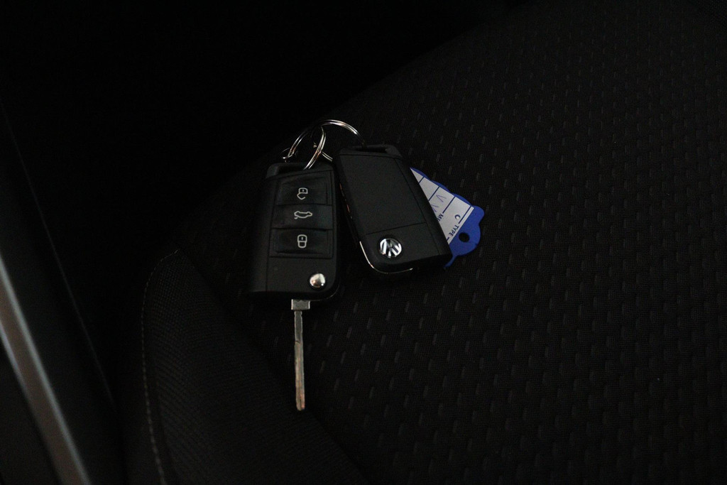 44533612-22.jpg