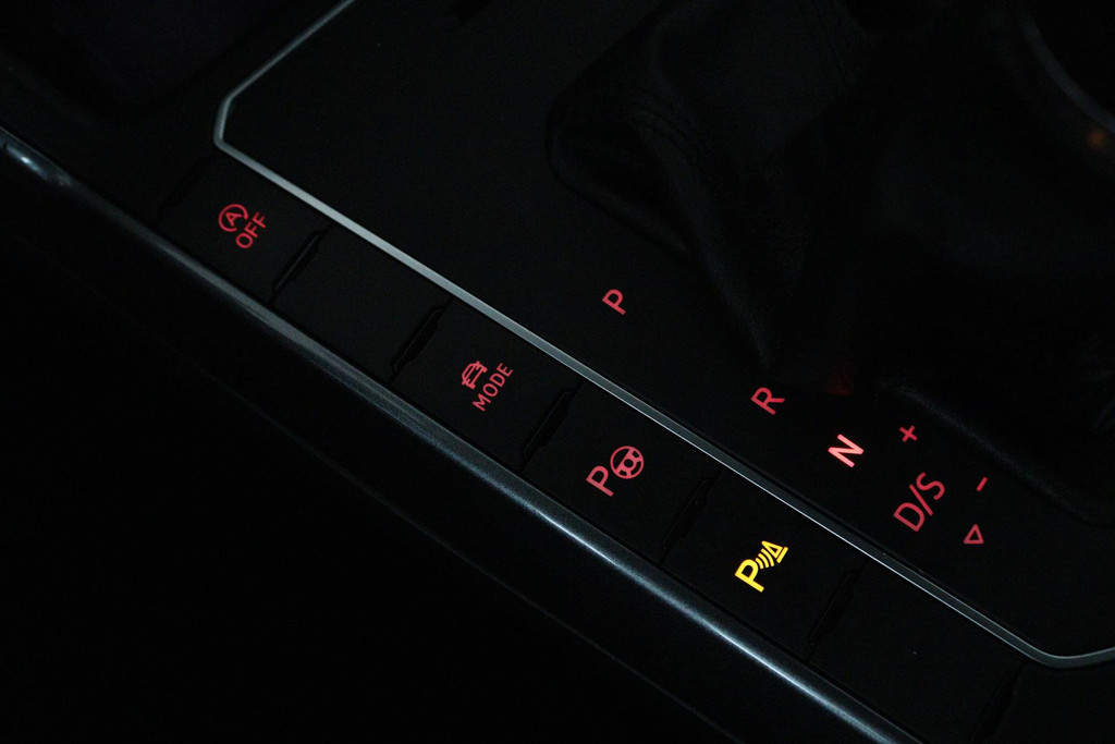 44918085-21.jpg