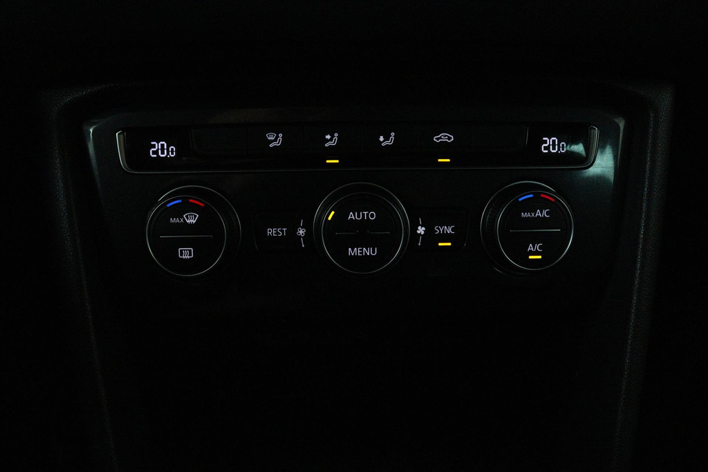 45041856-19.jpg