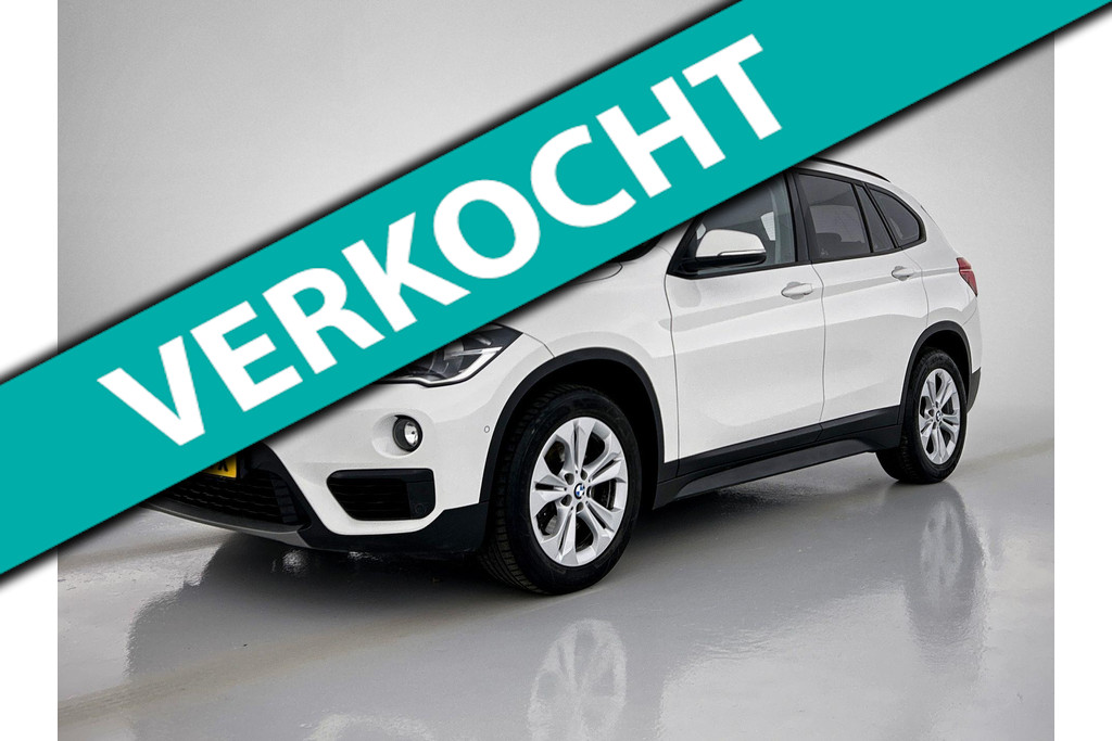 BMW X1 SDrive18i High Executive (Goed OnderH, Trekhaak, Navi, StoelV, Climate control, Etc) 45072168-0.jpg | Autocentrum Brabant Breda