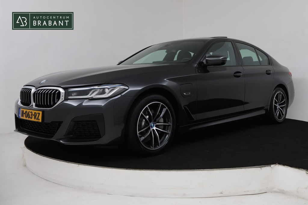 BMW 5 Serie 530e Business Edition Plus (PANO, CAMERA, COMFORTSTOELEN, STOELVERWARMING, SFEERVERLICHTING, DEALER ONDERHOUDEN) 45148956-0.jpg | Autocentrum Brabant Breda