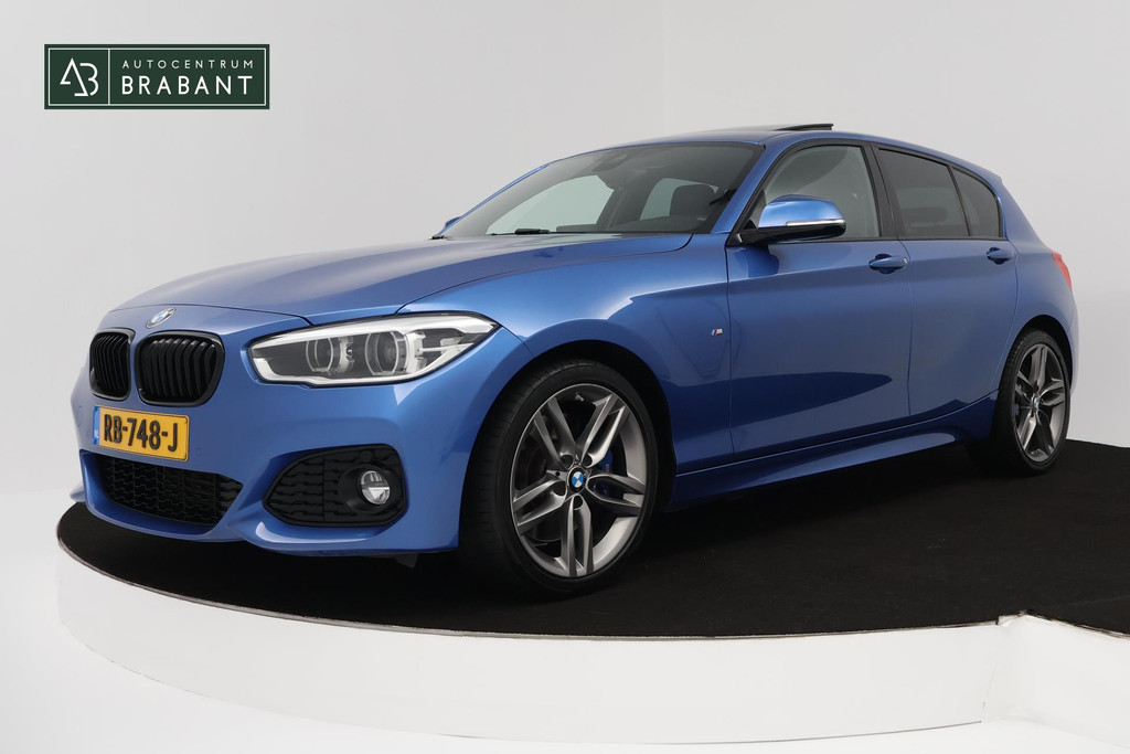 BMW 1-serie 118i High Executive M Sport AUTOMAAT (PANORAMADAK, M-PAKKET, STOELVERWARMING, LED, PARKEERSENSOREN) 45444696-0.jpg | Autocentrum Brabant Breda