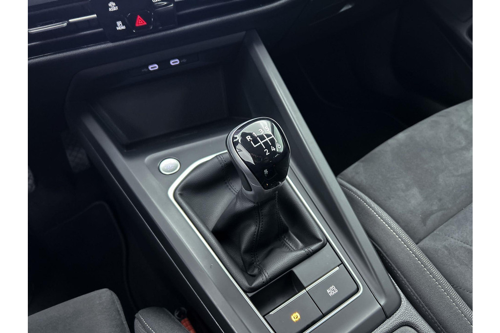 Volkswagen GOLF Variant 1.0 TSI Life Business (NAVIGATIE, STOEL-/STUURVERWARMING, CAMERA, MASSAGESTOELEN, 1e EIGENAAR) 45590922-14.jpg | Autocentrum Brabant Breda