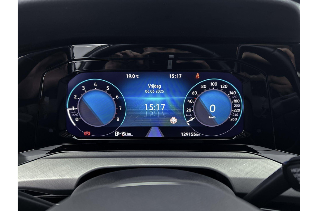Volkswagen GOLF Variant 1.0 TSI Life Business (NAVIGATIE, STOEL-/STUURVERWARMING, CAMERA, MASSAGESTOELEN, 1e EIGENAAR) 45590922-9.jpg | Autocentrum Brabant Breda