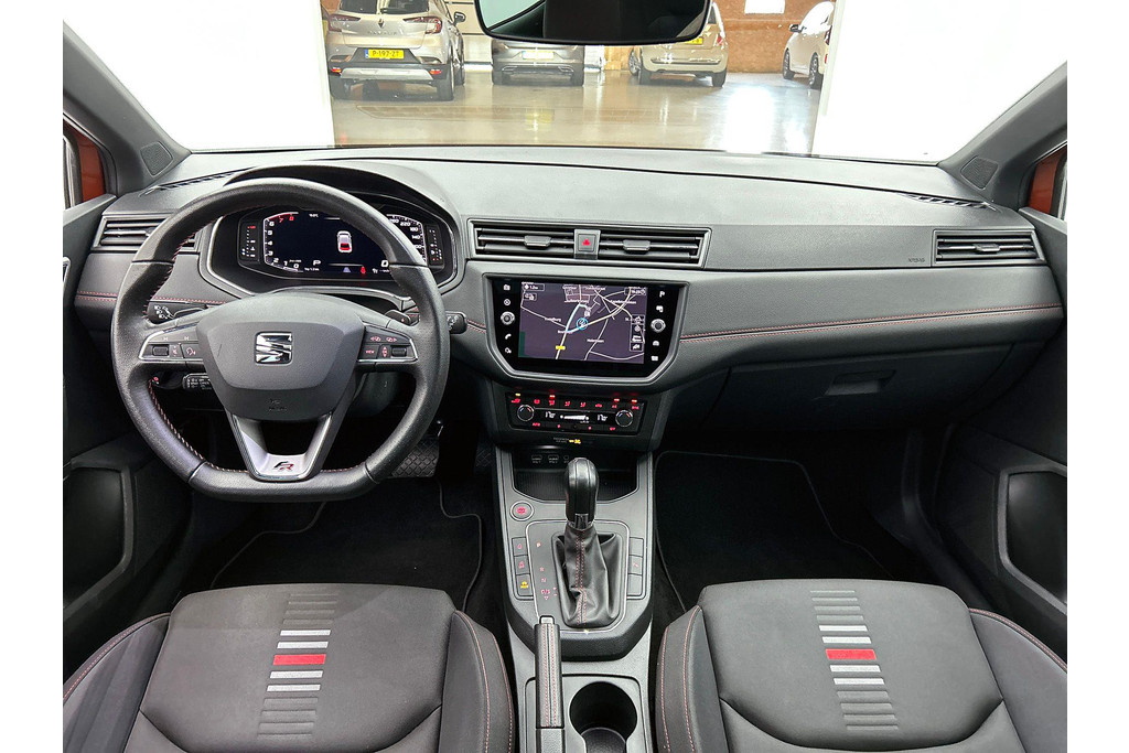 SEAT Ibiza 1.0 TSI FR Intense Automaat (PANORAMADAK, DIGITALE COCKPIT, CARPLAY, LED, CAMERA, PDC, 1e EIGENAAR, GOED ONDERHOUDEN) 45695244-1.jpg | Autocentrum Brabant Breda