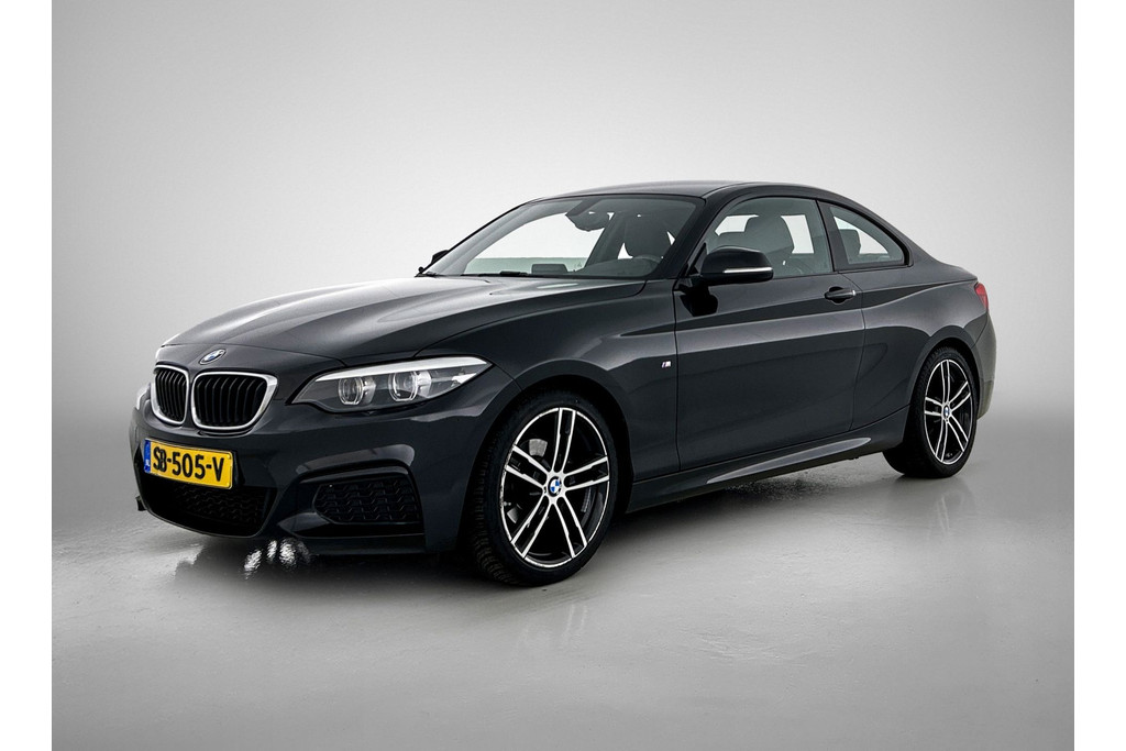 BMW 2 Serie Coupé 218i Executive Edition M-sport (Dealer onderhoud, NL-auto, Navi, Parkeerhulp V+A, Sportstoelen, Etc) 45945644-0.jpg | Autocentrum Brabant Breda