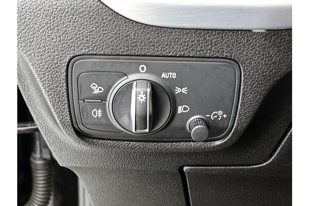 45988744-14.jpg