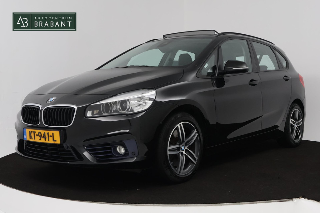 BMW 2 Serie Active Tourer 225i xDrive M Sport (PANORAMADAK, TREKHAAK, STOELVERWARMING, HEAD-UP, PARKEERSENSOREN, NAVIGATIE) 46000508-0.jpg | Autocentrum Brabant Breda
