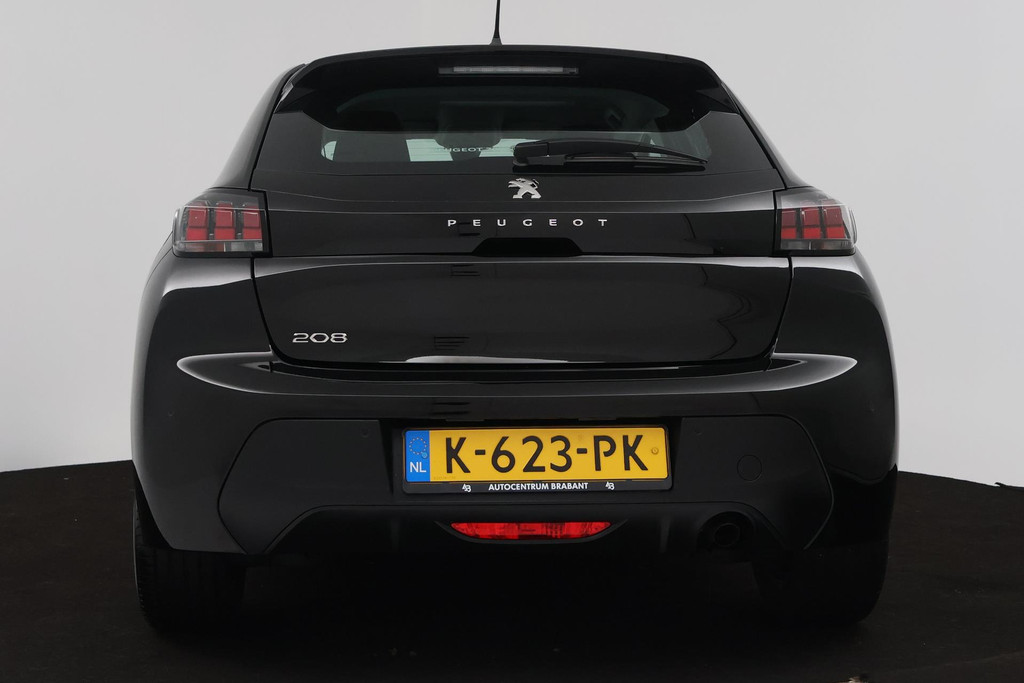 46025308-6.jpg