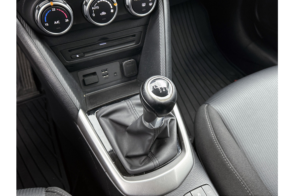 Mazda CX-3 2.0 SkyActiv-G 120 Dynamic AANBIEDING!!! (Goed OnderH, Trekhaak, Camera, Navi, StoelV, PDC, Etc) 46136060-20.jpg | Autocentrum Brabant Breda