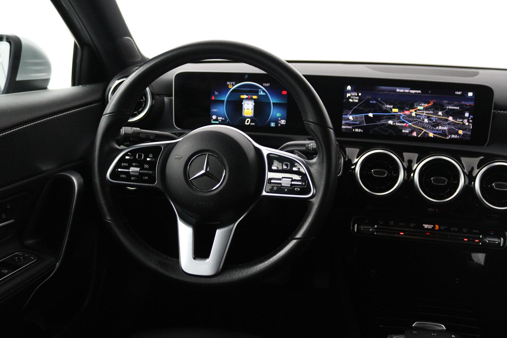 46150893-3.jpg
