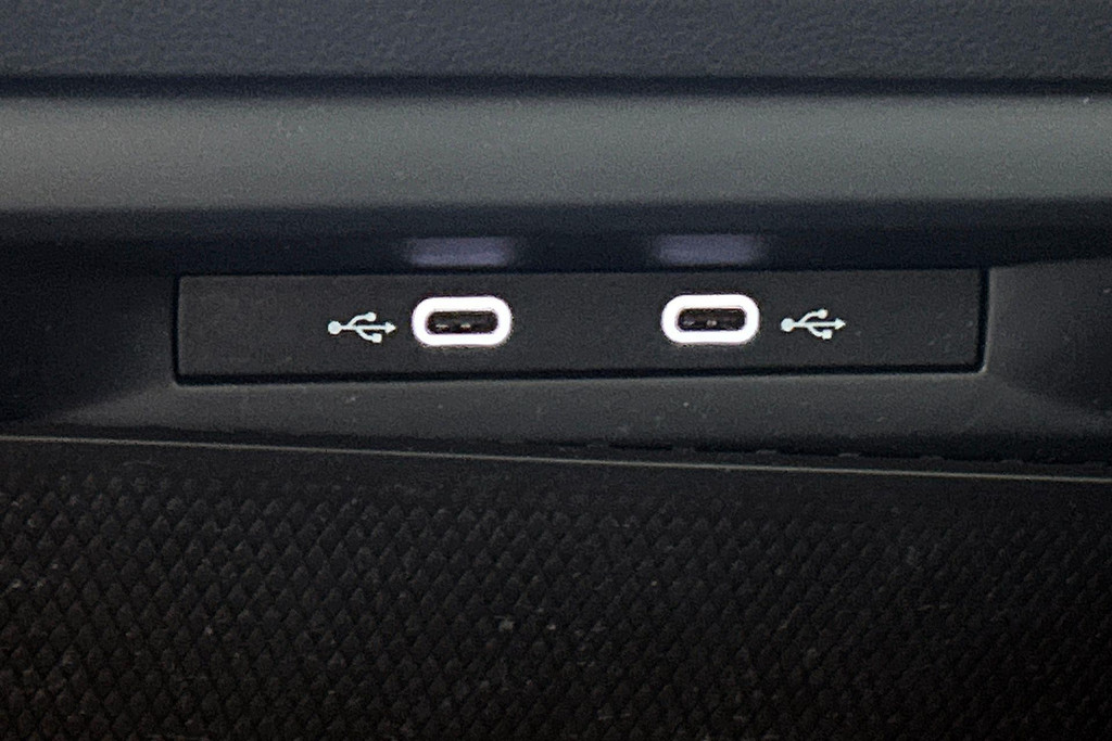46325223-14.jpg