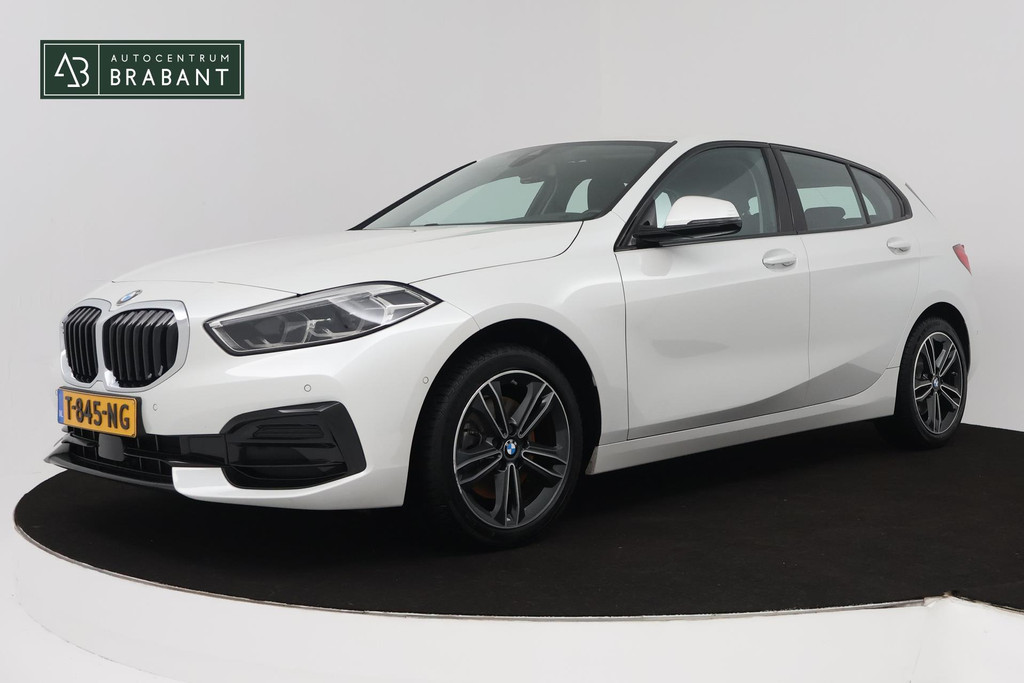 BMW 1-serie 118i Executive Edition (SFEERVERLICHTING, ACHTERUITRIJCAMERA, CRUISE CONTROL, PARKEERSENSOREN, NL-AUTO) 46360422-0.jpg | Autocentrum Brabant Breda