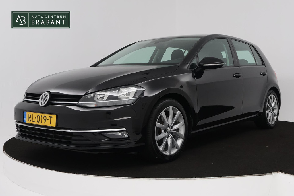Volkswagen Golf 1.0 TSI Comfortline Business Automaat (NAVIGATIE, STOELVERWARMING, CAMERA, 1e EIGENAAR, GOED ONDERHOUDEN) 46452833-0.jpg | Autocentrum Brabant Breda