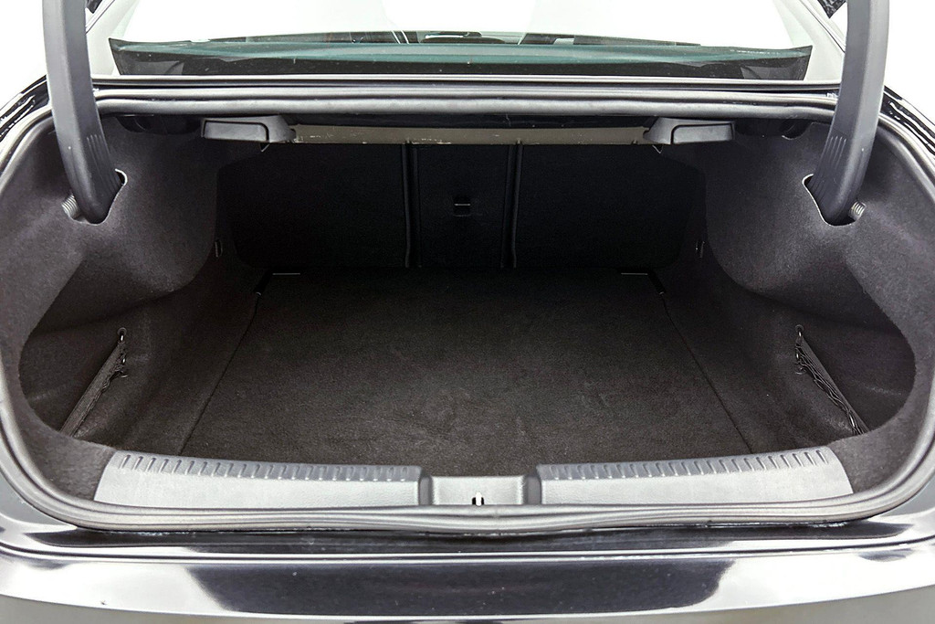 Mercedes-Benz CLA-Klasse 200 Premium Plus AMG-Line(Dealer OndH, Sfeer-Verlichting, Navi, StoelV, Cruise Control, Climate Con, Etc) 46477218-36.jpg | Autocentrum Brabant Breda