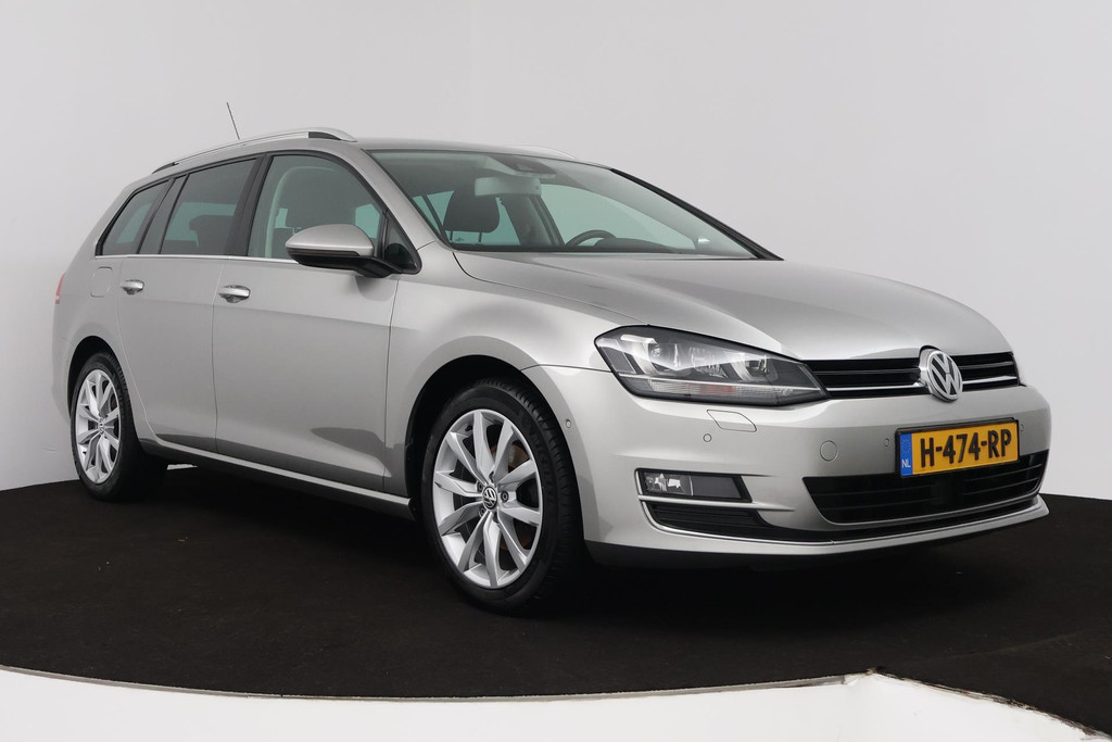 Volkswagen Golf 1.4 TSI Business Edition R Connected (NAVIGATIE, PARKEERSENSOREN, STOELVERWARMING, LED) 46477465-19.jpg | Autocentrum Brabant Breda