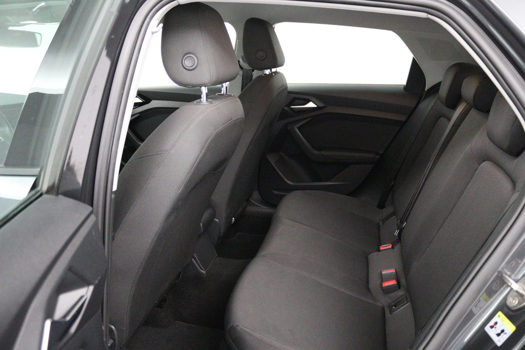 Audi A1 Sportback 25 TFSI epic (PARKEERSENSOREN, LANE-ASSIST, CRUISE CONTROL, NAVIGATIE, NL-AUTO) 46542178-8.jpg | Autocentrum Brabant Breda