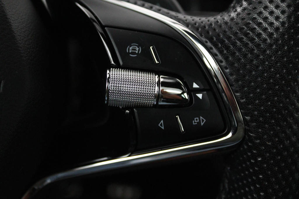 Škoda Scala 1.0 TSI Sport Business (STOELVERWARMING, CRUISE CONTROL, PARKEERSENSOREN, NAVIGATIE, AUTOMAAT) 46584986-12.jpg | Autocentrum Brabant Breda