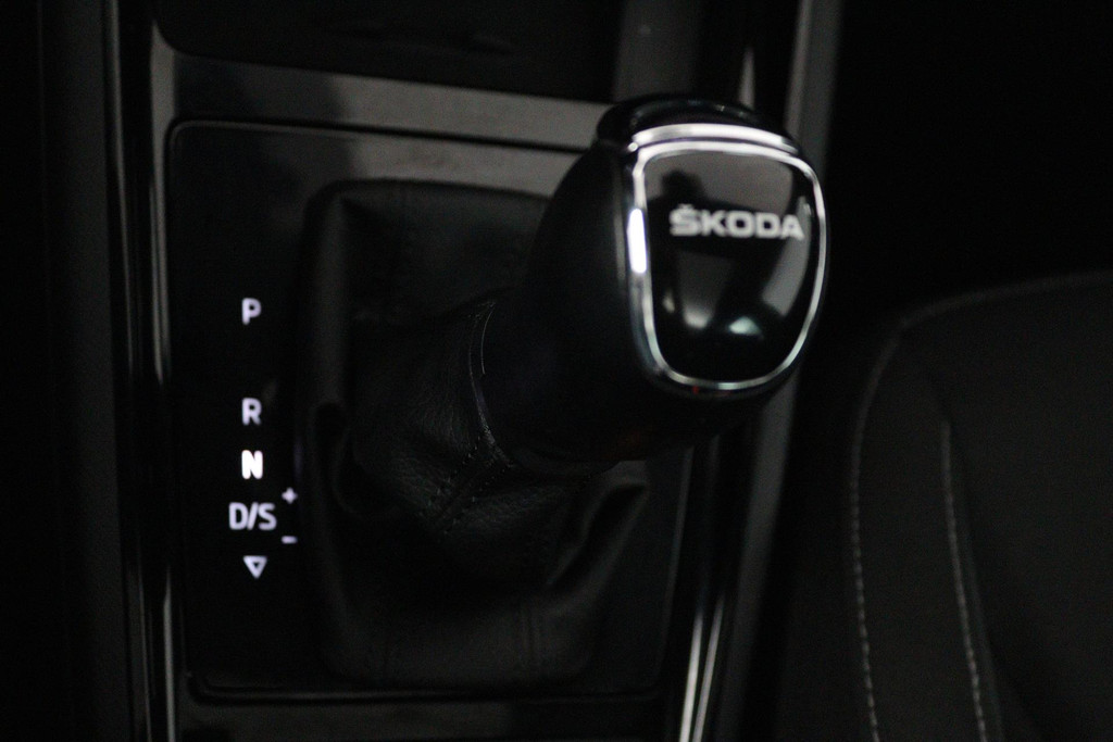 Škoda Scala 1.0 TSI Sport Business (STOELVERWARMING, CRUISE CONTROL, PARKEERSENSOREN, NAVIGATIE, AUTOMAAT) 46584986-19.jpg | Autocentrum Brabant Breda