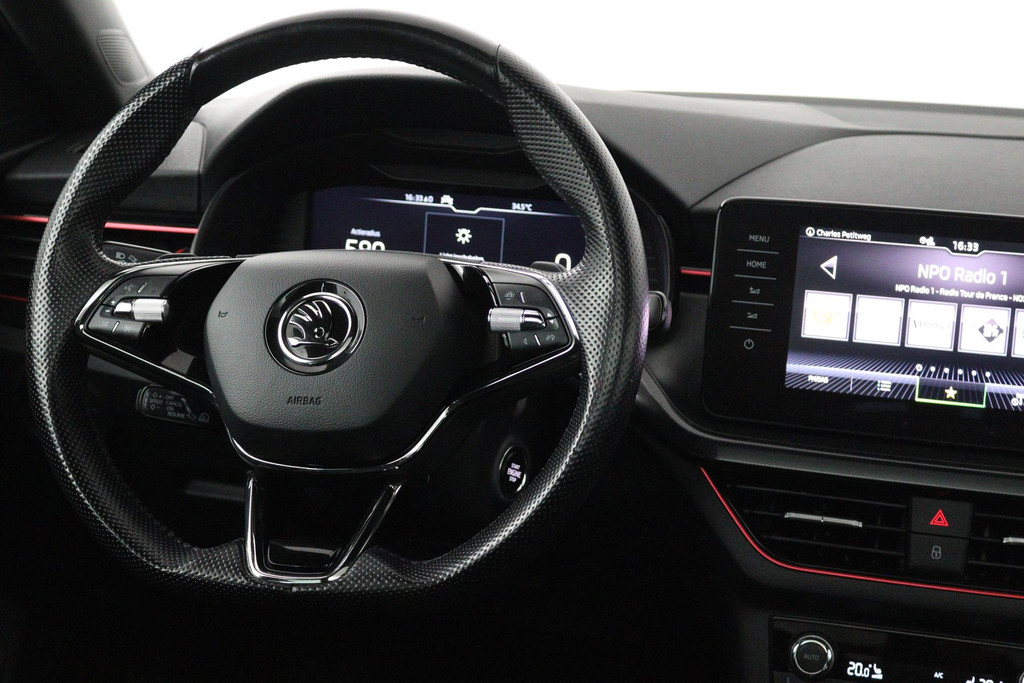 Škoda Scala 1.0 TSI Sport Business (STOELVERWARMING, CRUISE CONTROL, PARKEERSENSOREN, NAVIGATIE, AUTOMAAT) 46584986-2.jpg | Autocentrum Brabant Breda