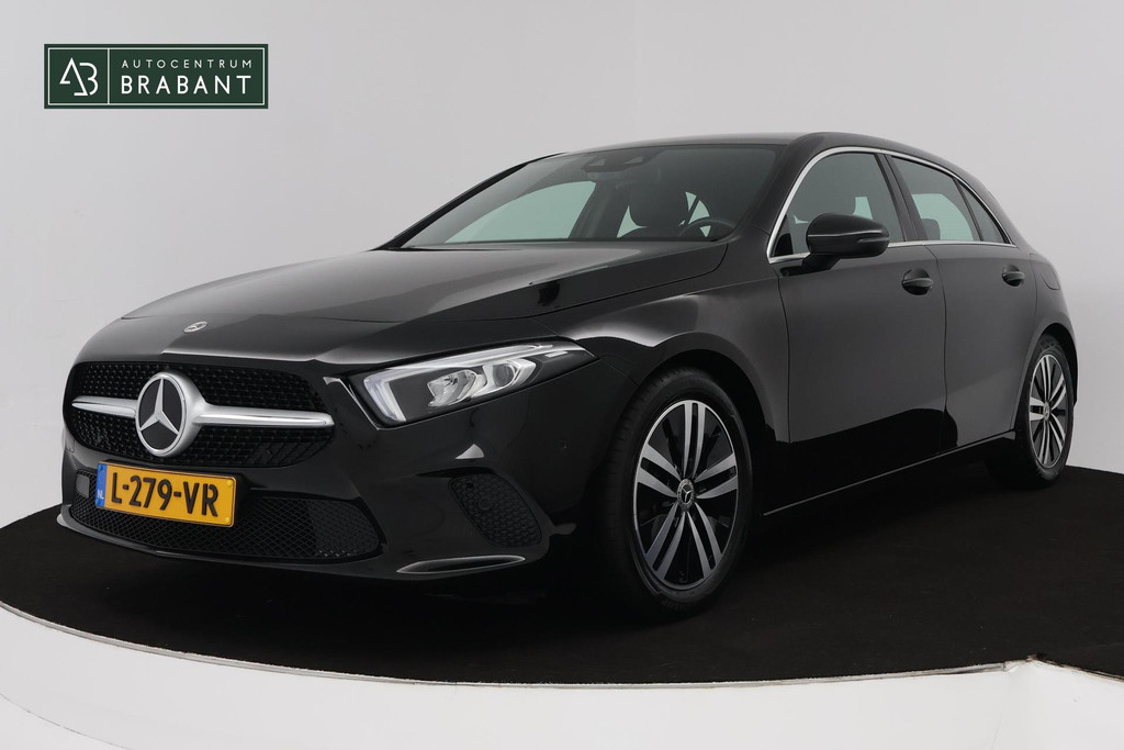Mercedes-Benz A-Klasse 180 Business Solution Luxury (SFEERVERLICHTING, CAMERA, STIOELVERWARMING, GOED ONDERHOUDEN 46587578-0.jpg | Autocentrum Brabant Breda