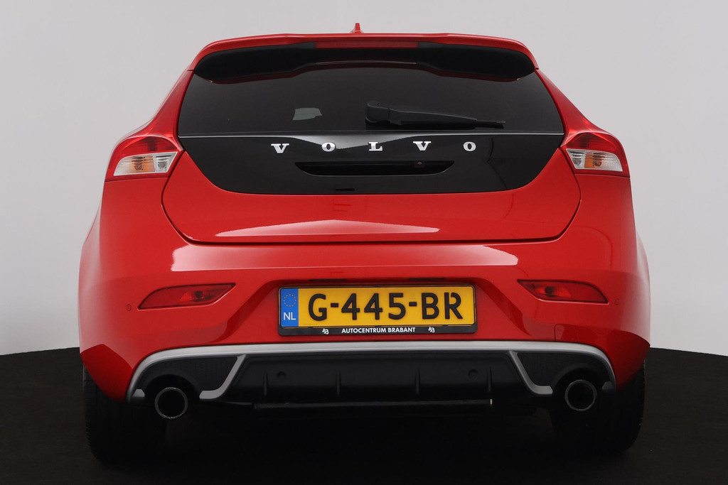 Volvo V40 1.5 T3 Polar+ Sport (PANORAMADAK, CAMERA, NAVIGATIE, STOELVERWARMING, PARKEERSENSOREN, CRUISE CONTROL, NL-AUTO) 46587854-8.jpg | Autocentrum Brabant Breda