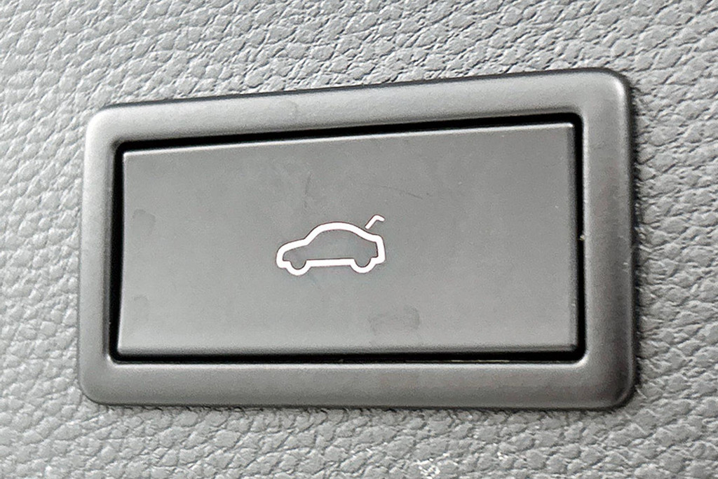 SEAT Ateca 1.5 TSI FR Business Intense Automaat (PANORAMADAK, DIGITALE COCKPIT, BEATS AUDIO, 1e EIGENAAR, GOED ONDERHOUDEN) 46688407-11.jpg | Autocentrum Brabant Breda