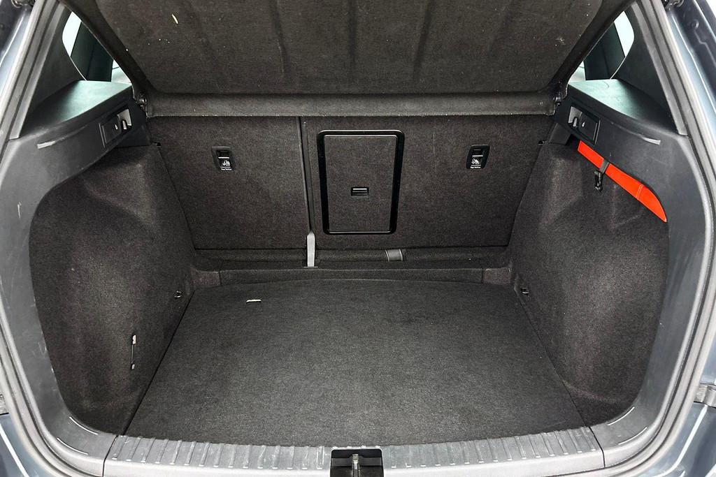 SEAT Ateca 1.5 TSI FR Business Intense Automaat (PANORAMADAK, DIGITALE COCKPIT, BEATS AUDIO, 1e EIGENAAR, GOED ONDERHOUDEN) 46688407-19.jpg | Autocentrum Brabant Breda