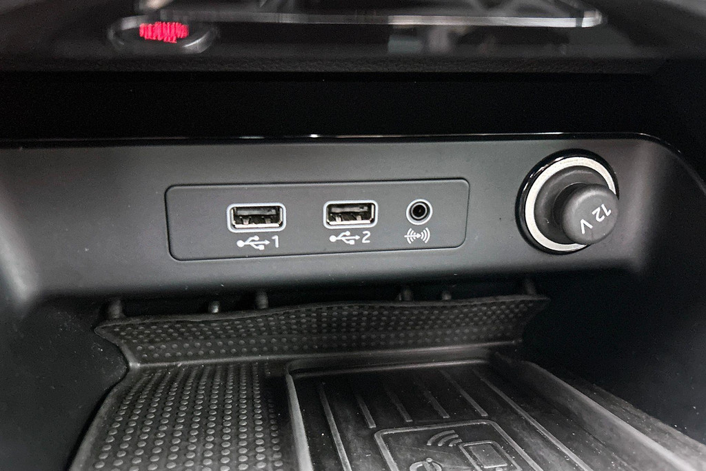 SEAT Ateca 1.5 TSI FR Business Intense Automaat (PANORAMADAK, DIGITALE COCKPIT, BEATS AUDIO, 1e EIGENAAR, GOED ONDERHOUDEN) 46688407-23.jpg | Autocentrum Brabant Breda