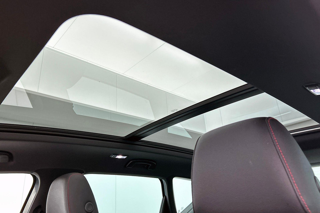 SEAT Ateca 1.5 TSI FR Business Intense Automaat (PANORAMADAK, DIGITALE COCKPIT, BEATS AUDIO, 1e EIGENAAR, GOED ONDERHOUDEN) 46688407-4.jpg | Autocentrum Brabant Breda