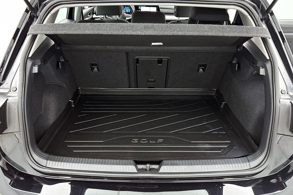 Volkswagen Golf 1.0 eTSI Comfortline Automaat (SFEERVERLICHTING, DIGITALE COCKPIT, CAMERA, CARPLAY, MASSAGE STOELEN, 1e EIGENAAR) 46689022-19.jpg | Autocentrum Brabant Breda