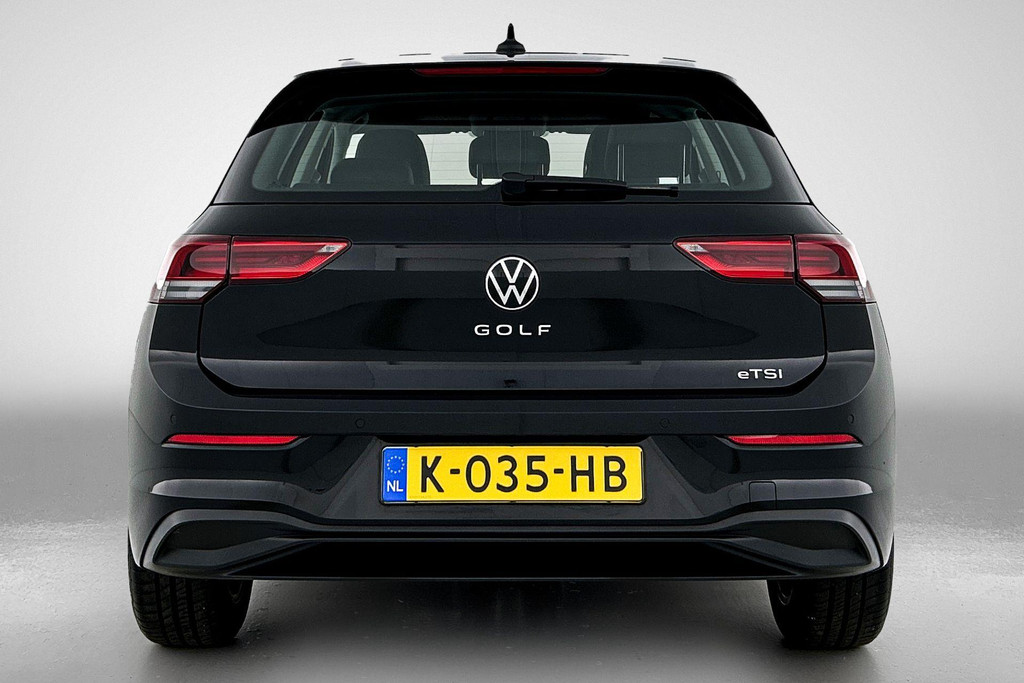 Volkswagen Golf 1.0 eTSI Comfortline Automaat (SFEERVERLICHTING, DIGITALE COCKPIT, CAMERA, CARPLAY, MASSAGE STOELEN, 1e EIGENAAR) 46689022-7.jpg | Autocentrum Brabant Breda
