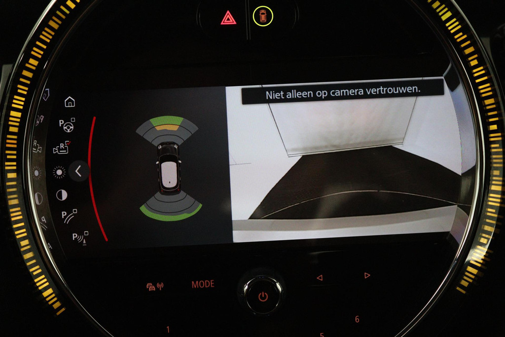 MINI Mini 1.5 Cooper Camden Plus Edition (PANORAMADAK, ACHTERUITRIJCAMERA, HEAD-UP, H&K AUDIO, SFEERVERLICHTING, STOELVERWARMING) 46723122-19.jpg | Autocentrum Brabant Breda