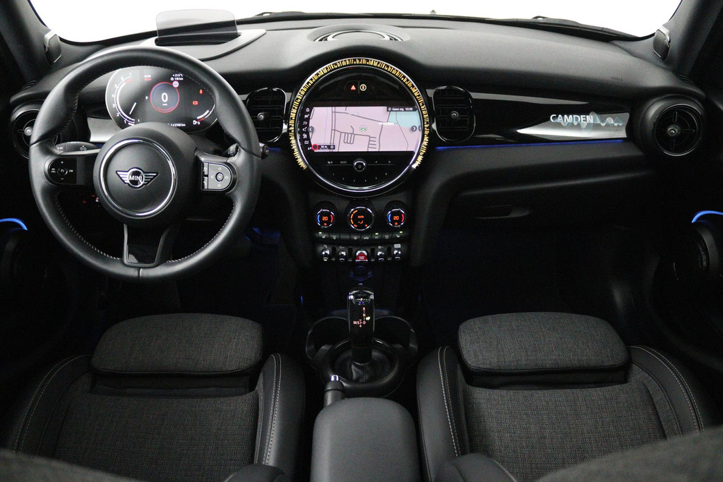 MINI Mini 1.5 Cooper Camden Plus Edition (PANORAMADAK, ACHTERUITRIJCAMERA, HEAD-UP, H&K AUDIO, SFEERVERLICHTING, STOELVERWARMING) 46723122-2.jpg | Autocentrum Brabant Breda