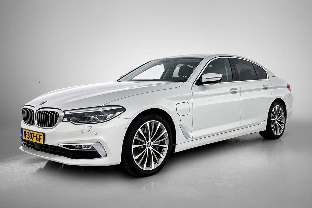 BMW 5 Serie 530e iPerformance High Executive(Dealer OnderH, Carplay, Comfort Zetels, Harman/ Kardon, Head-up, 360 camera, Etc) 46737540-0.jpg | Autocentrum Brabant Breda