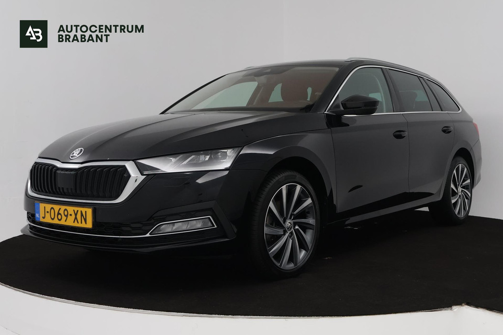 Škoda Octavia Combi 1.5 TSI First Edition (PARKEERSENSOREN, SFEERVERLICHTING, STOELVERWARMING, NAVIGATIE, ELEKTR STOELEN) 46763774-0.jpg | Autocentrum Brabant Breda